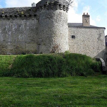 Porte Beucheresse de Laval
