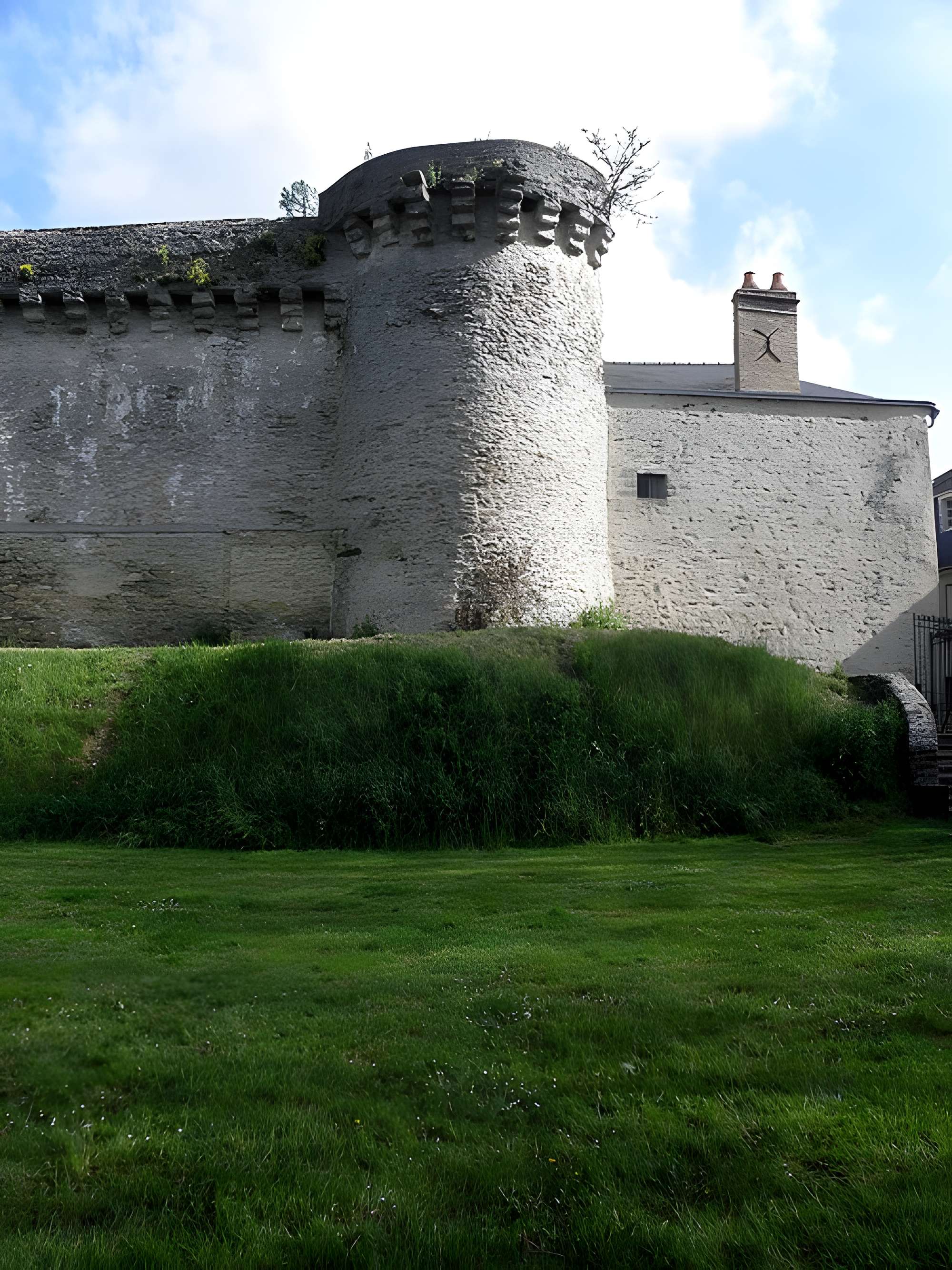 Porte Beucheresse de Laval