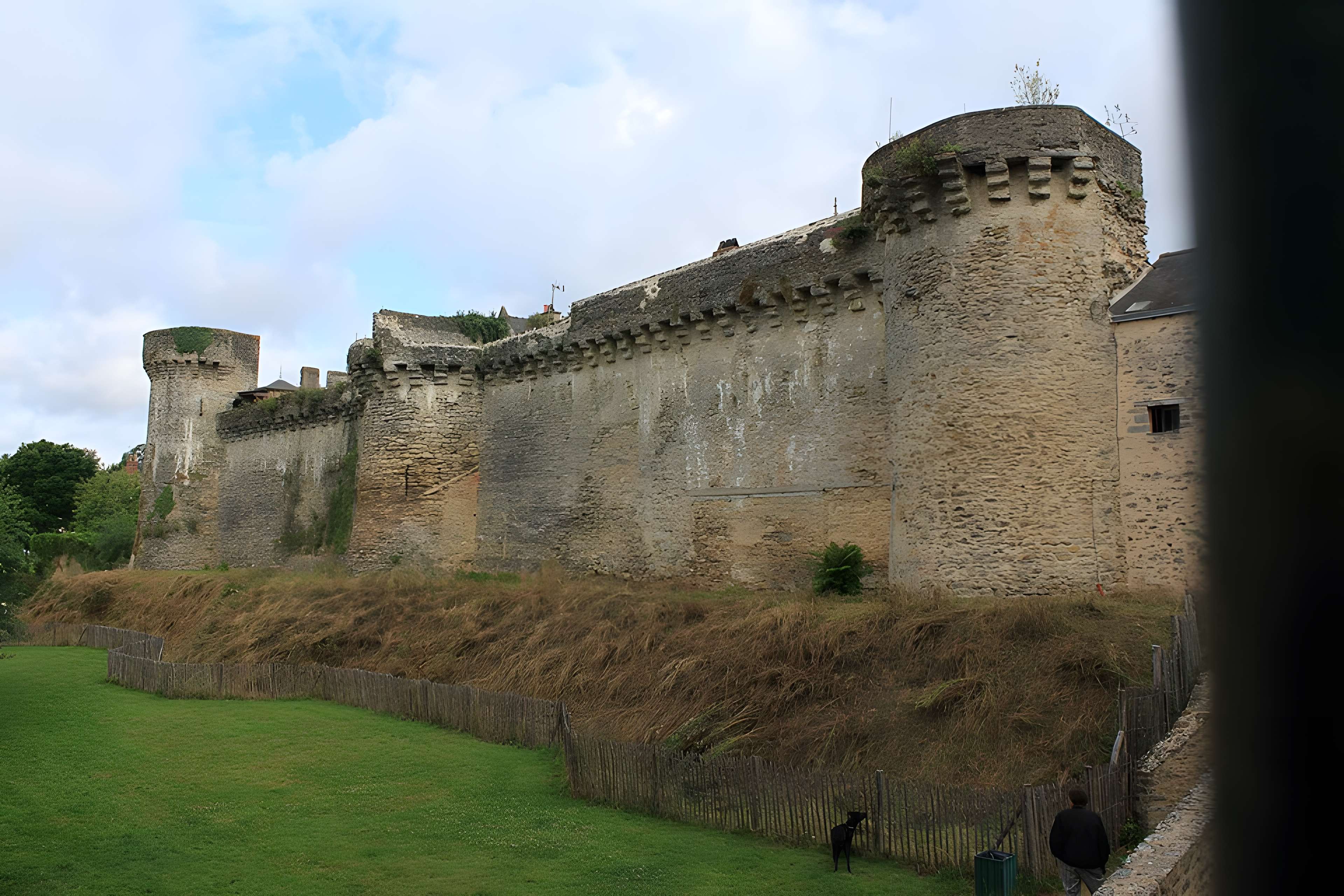 Porte Beucheresse de Laval