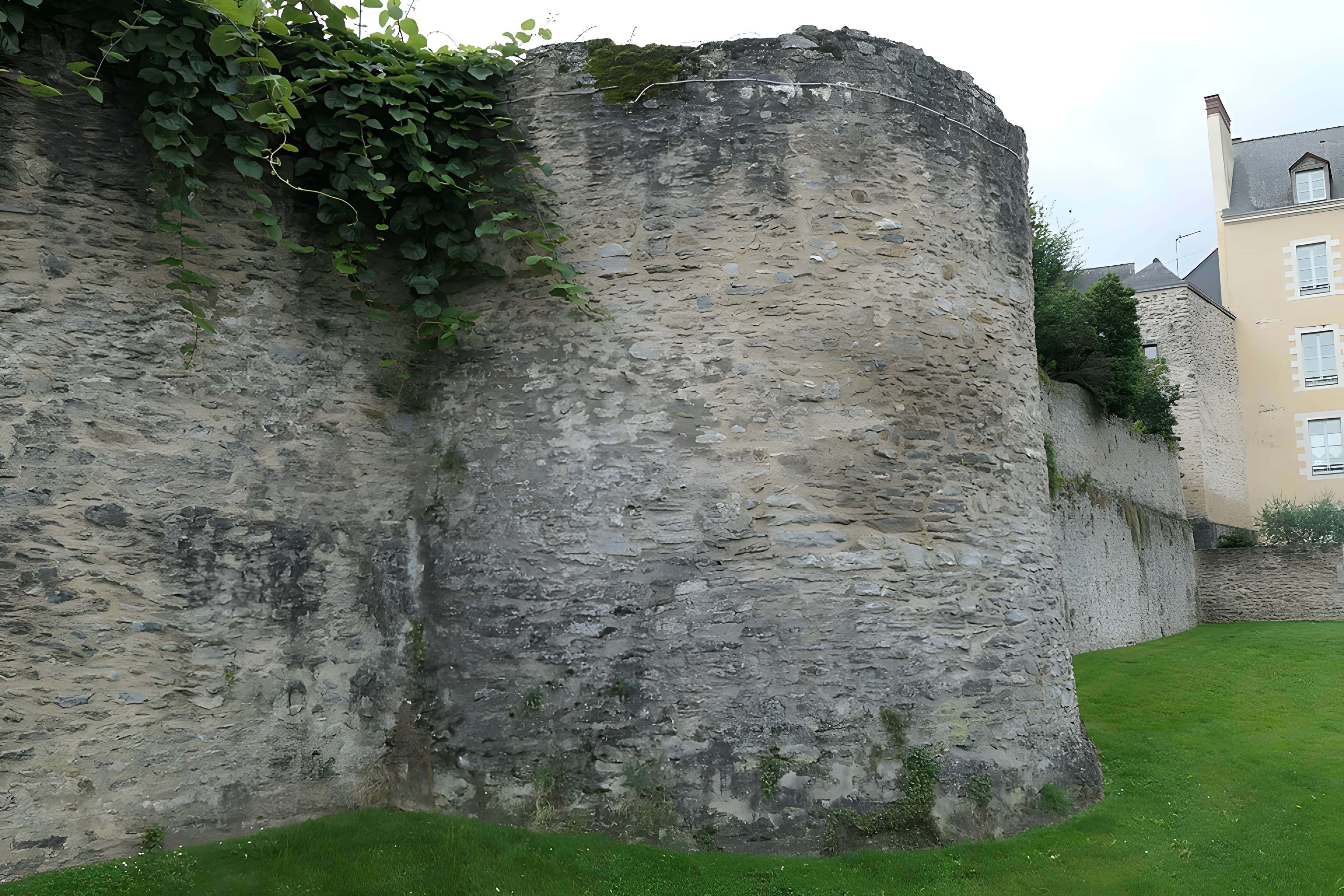 Porte Beucheresse de Laval