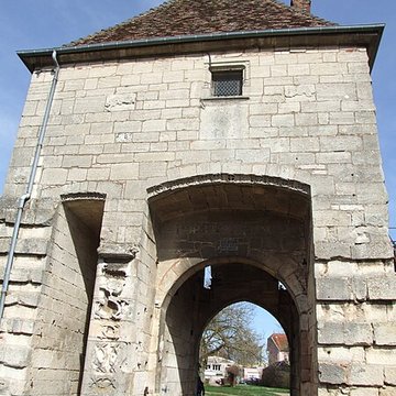 Porte Comté dAuxonne