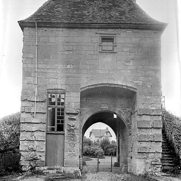Porte Comté dAuxonne