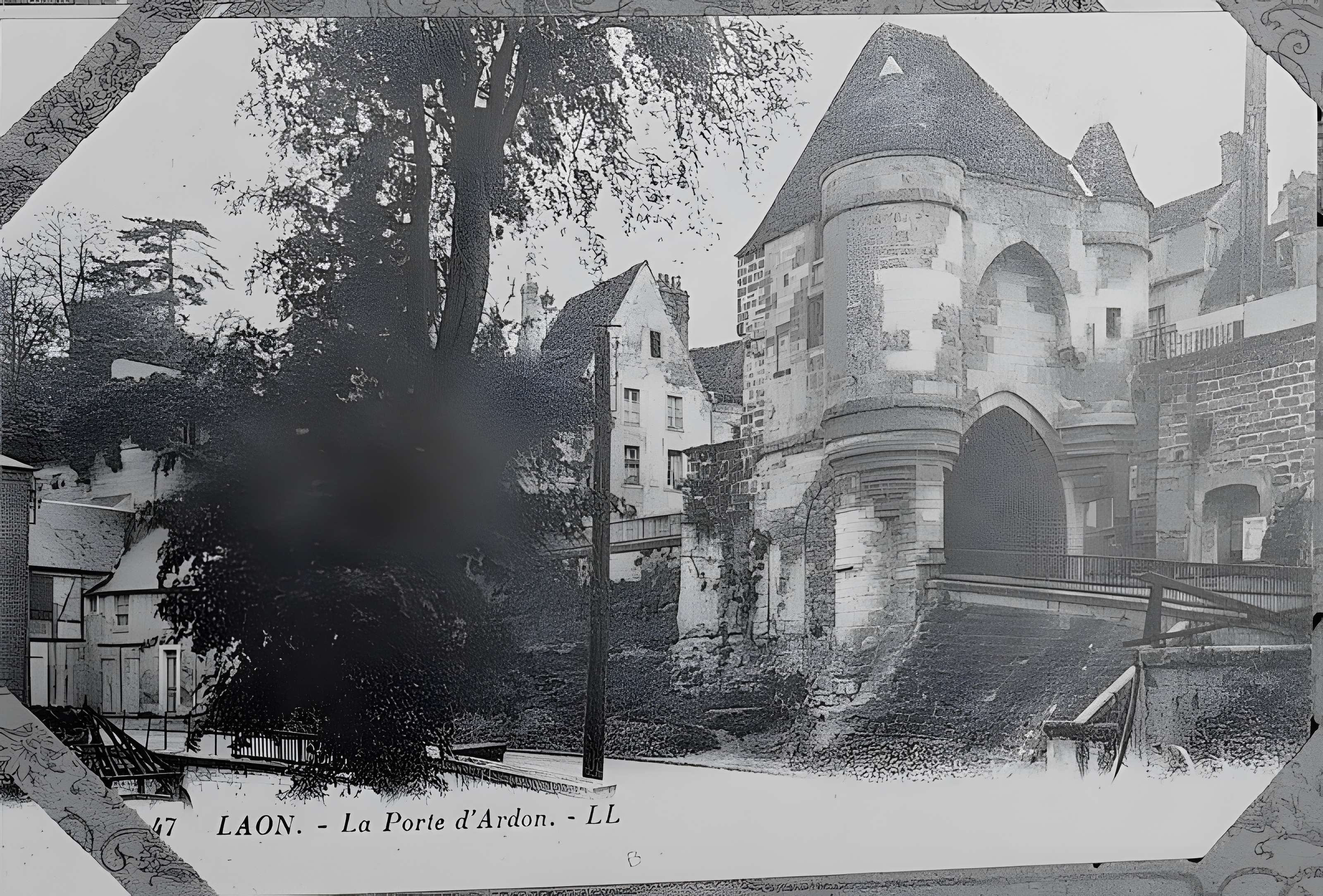 Porte d'Ardon à Laon