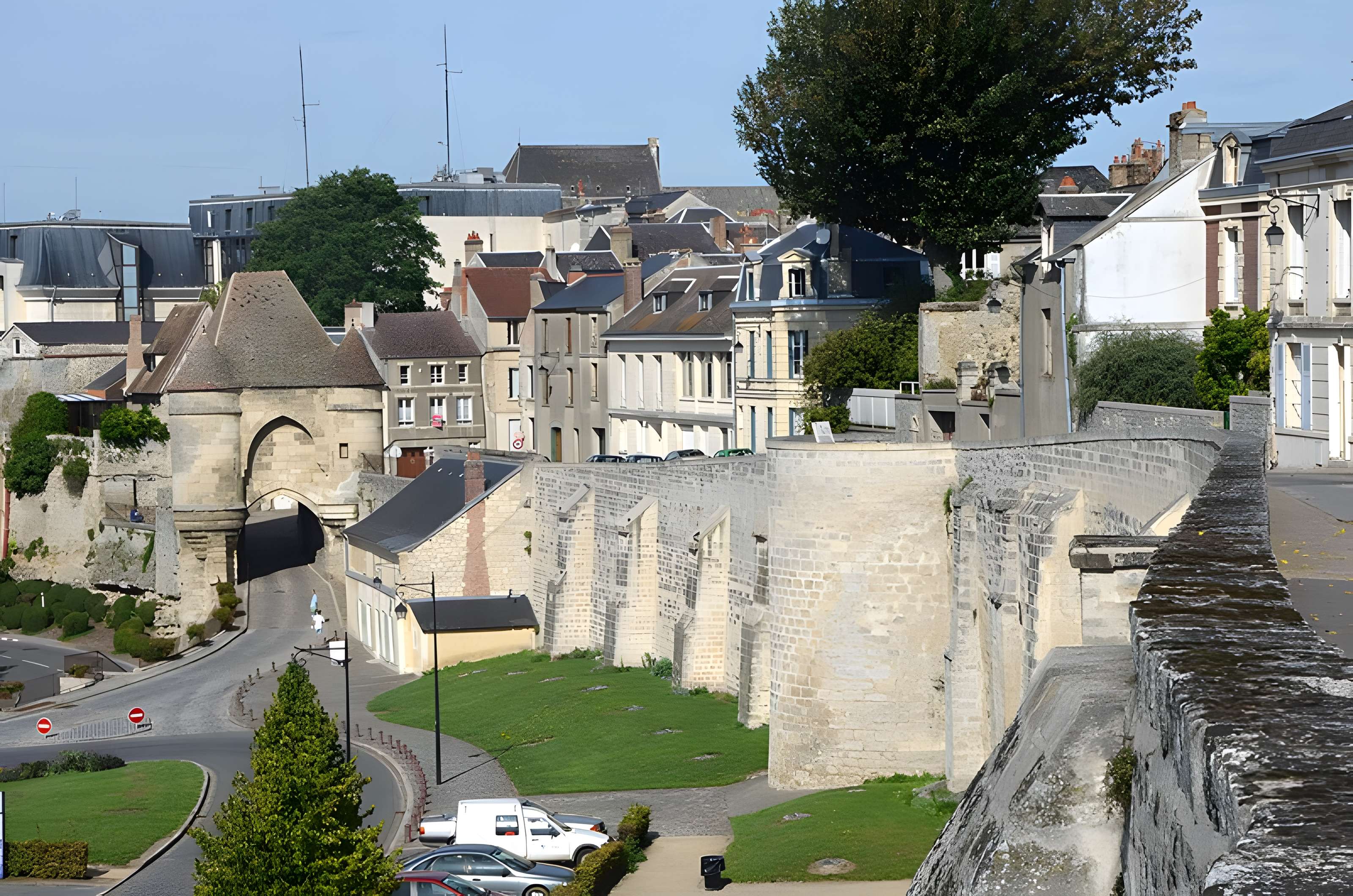 Porte d'Ardon à Laon
