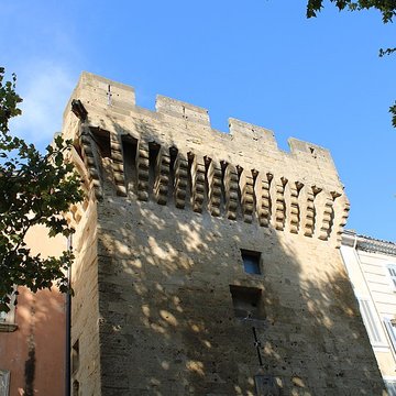 Porte de Bourgneuf à Salon-de-Provence