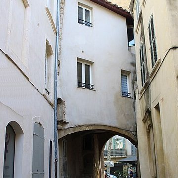Porte de Bourgneuf à Salon-de-Provence