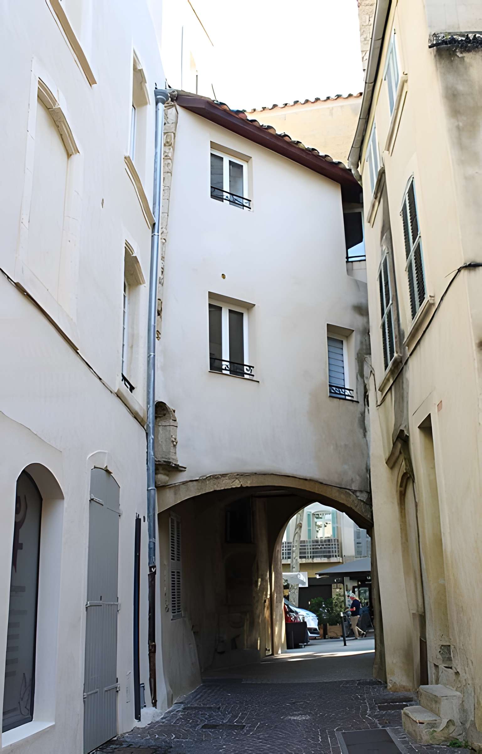 Porte de Bourgneuf à Salon-de-Provence
