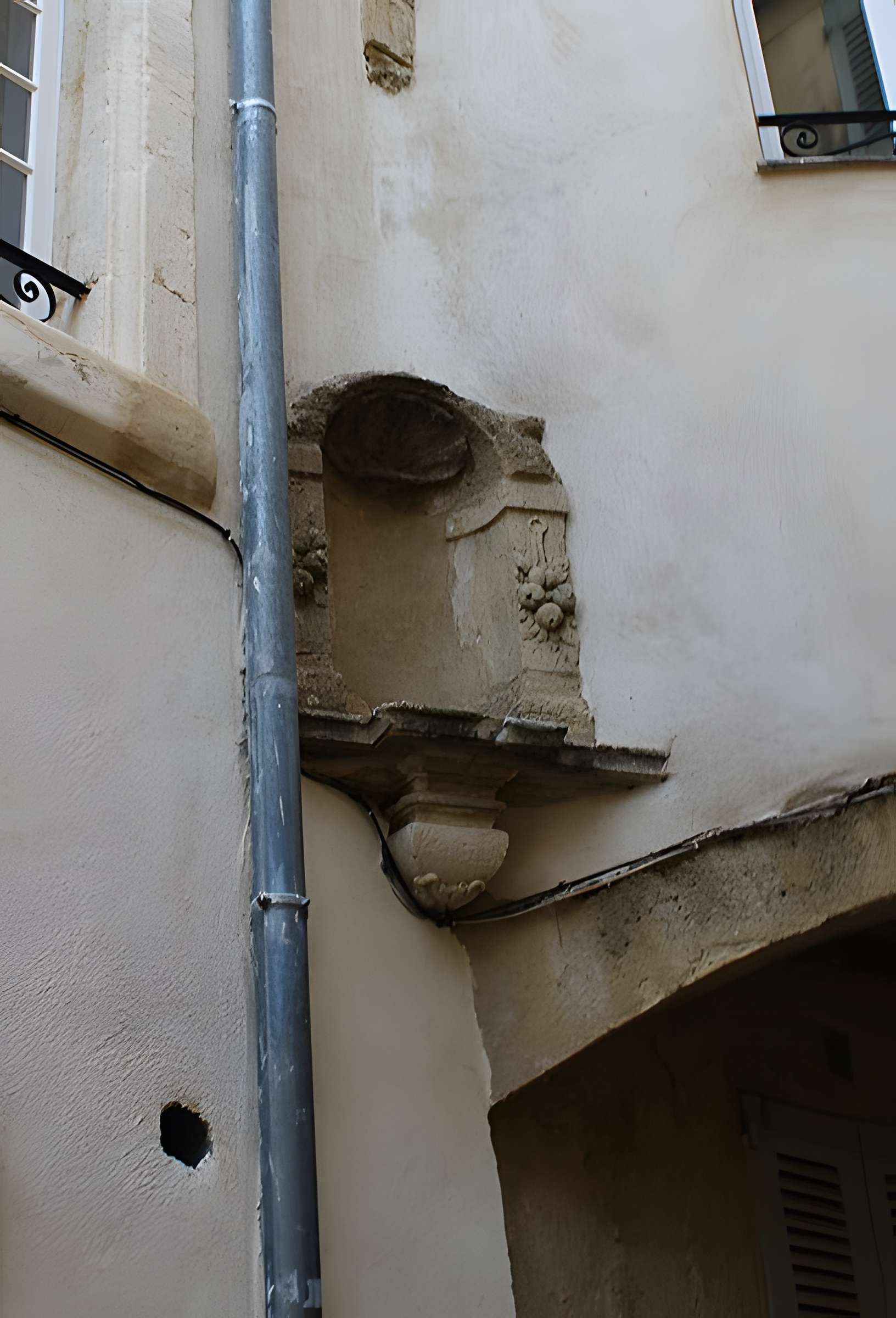 Porte de Bourgneuf à Salon-de-Provence