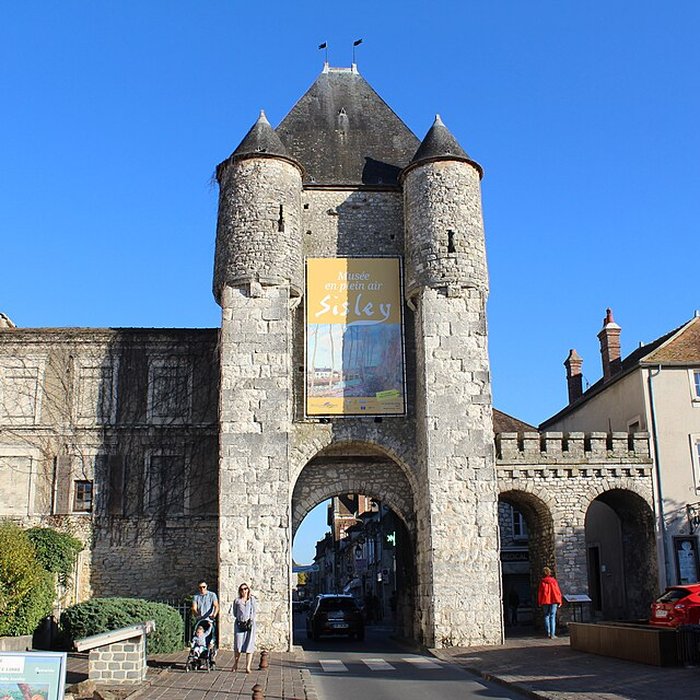 Photo de Porte de Bourgogne à Moret-sur-Loing