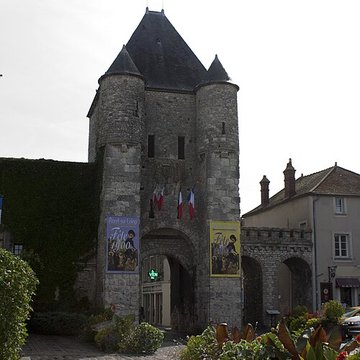 Porte de Bourgogne à Moret-sur-Loing