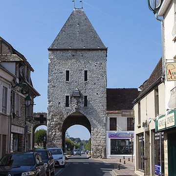 Porte de Bourgogne à Moret-sur-Loing