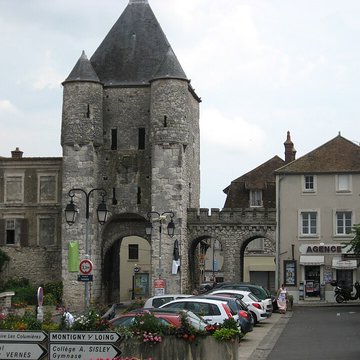 Porte de Bourgogne à Moret-sur-Loing