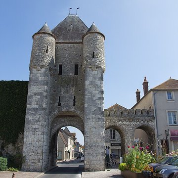 Porte de Bourgogne à Moret-sur-Loing