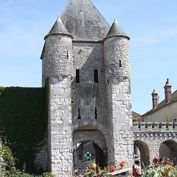 Porte de Bourgogne à Moret-sur-Loing