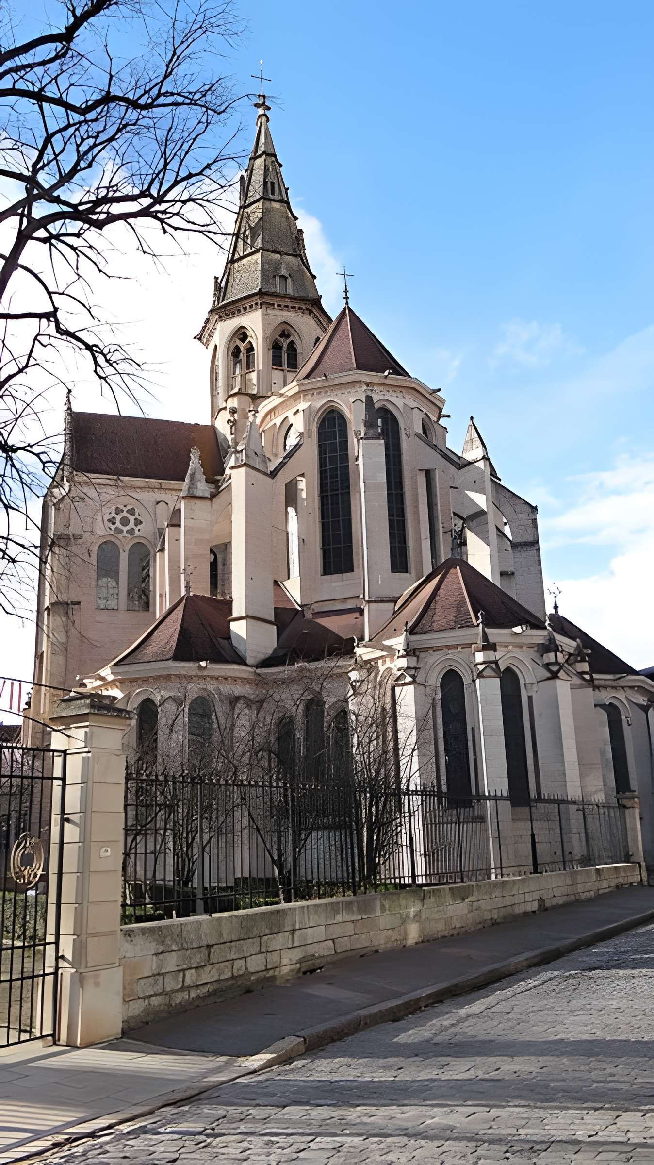 Collégiale Notre-Dame de Semur-en-Auxois
