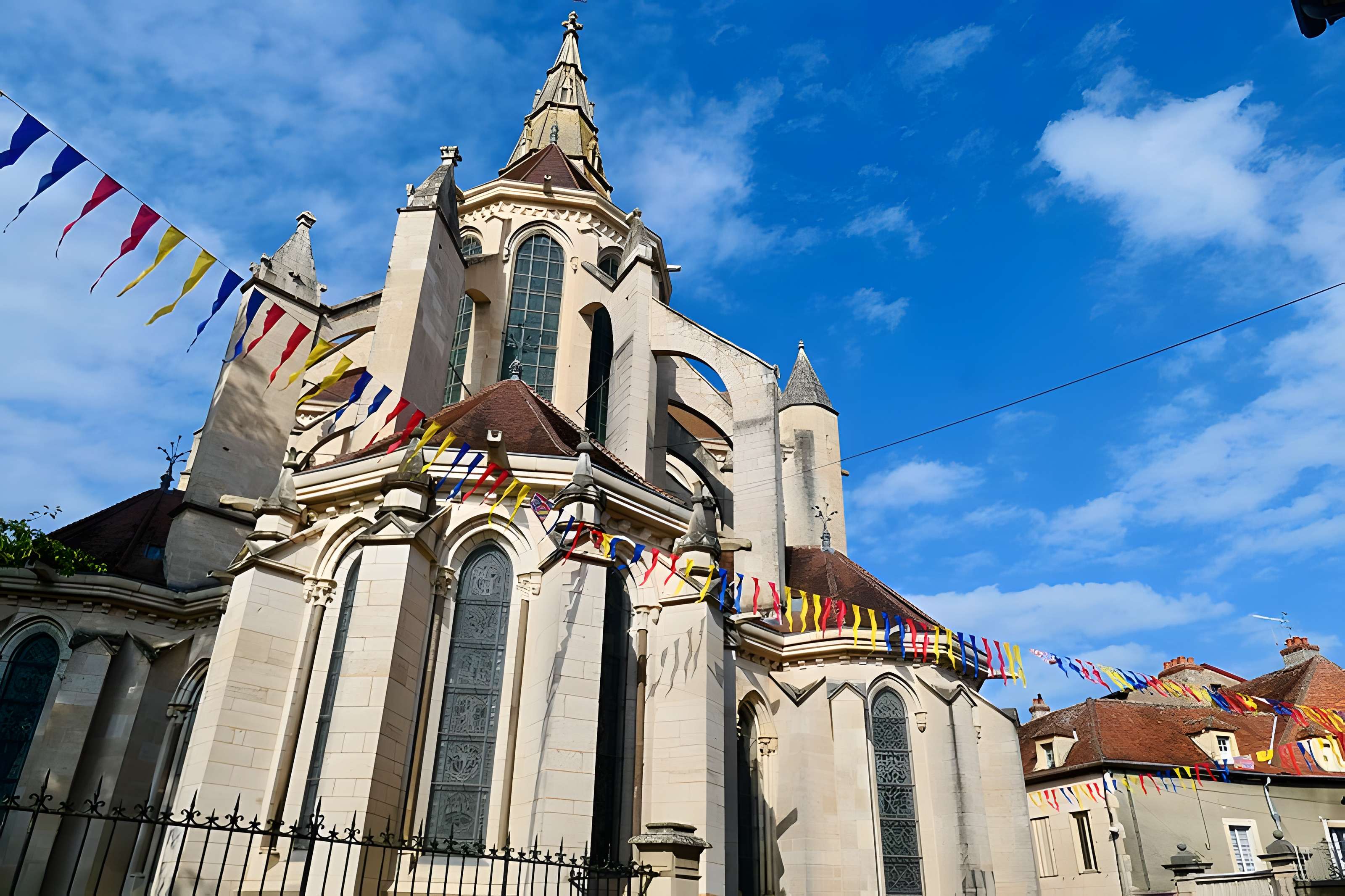 Collégiale Notre-Dame de Semur-en-Auxois