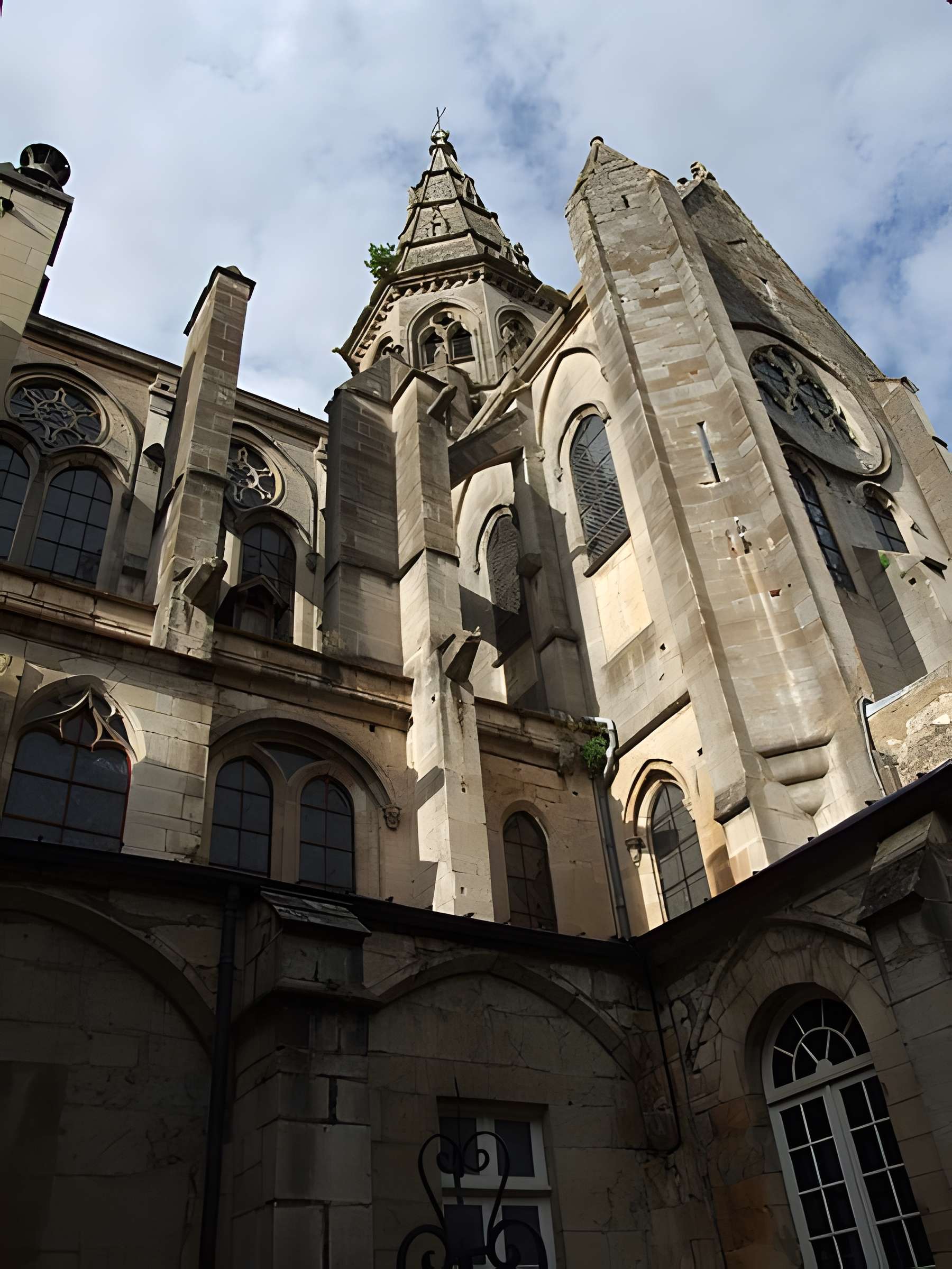 Collégiale Notre-Dame de Semur-en-Auxois