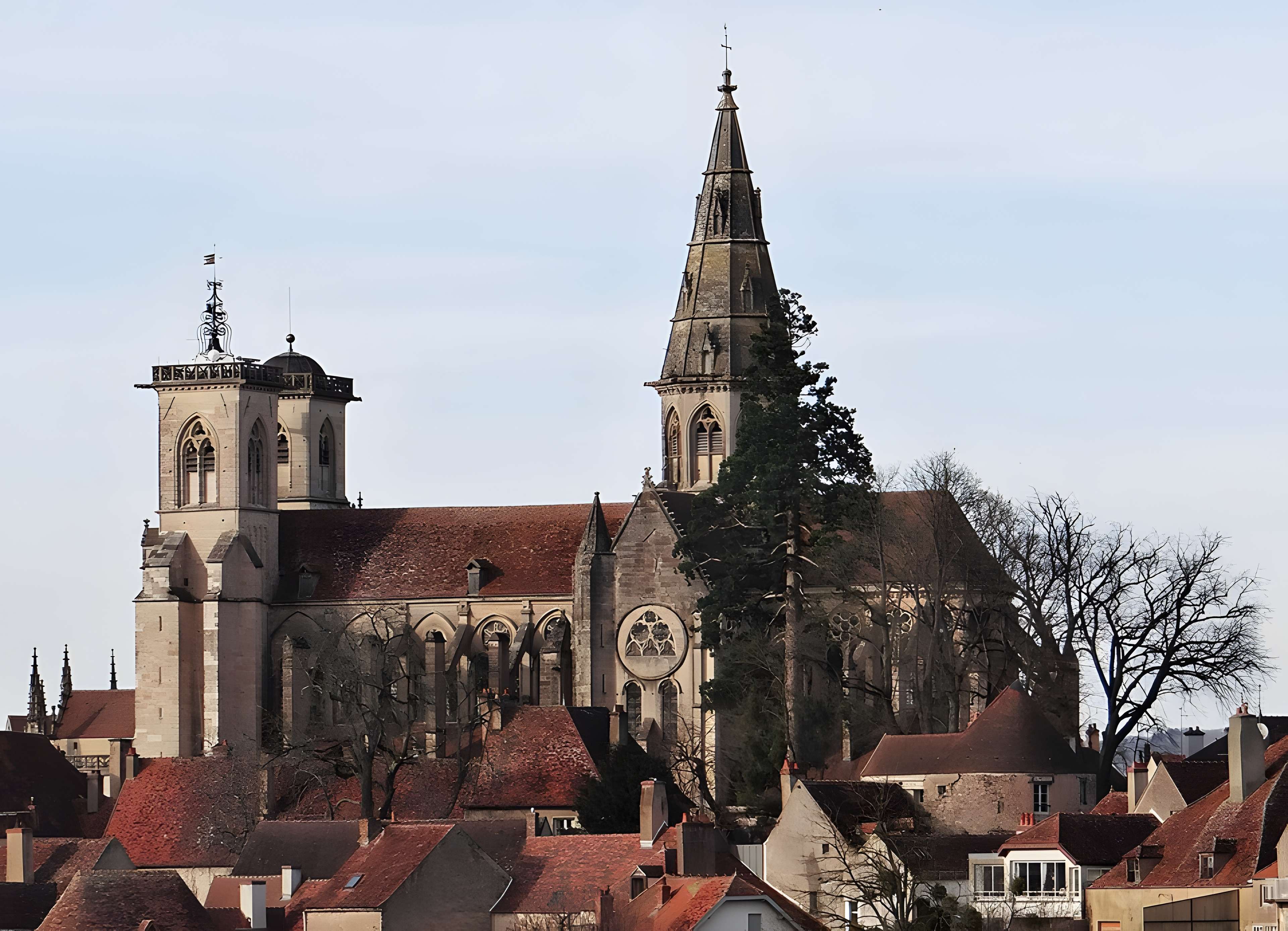 Collégiale Notre-Dame de Semur-en-Auxois