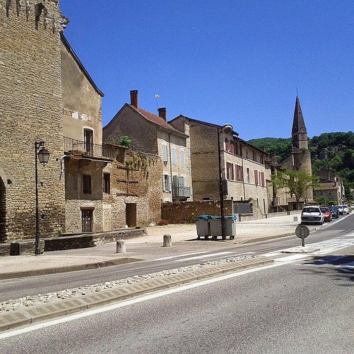 Photo de Porte de Lyon à Crémieu