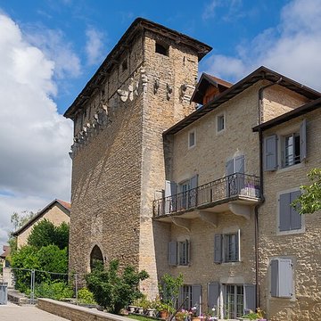 Porte de Lyon à Crémieu