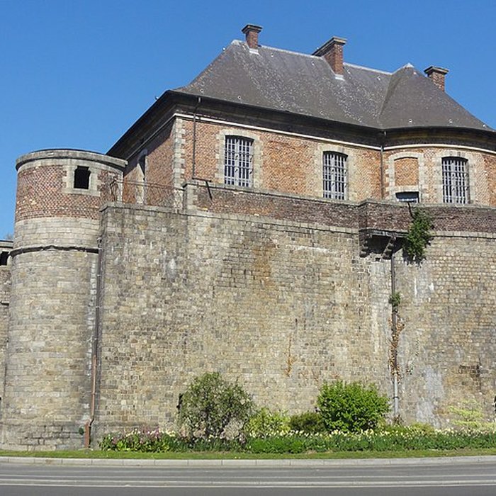 Photo de Porte de Valenciennes à Douai