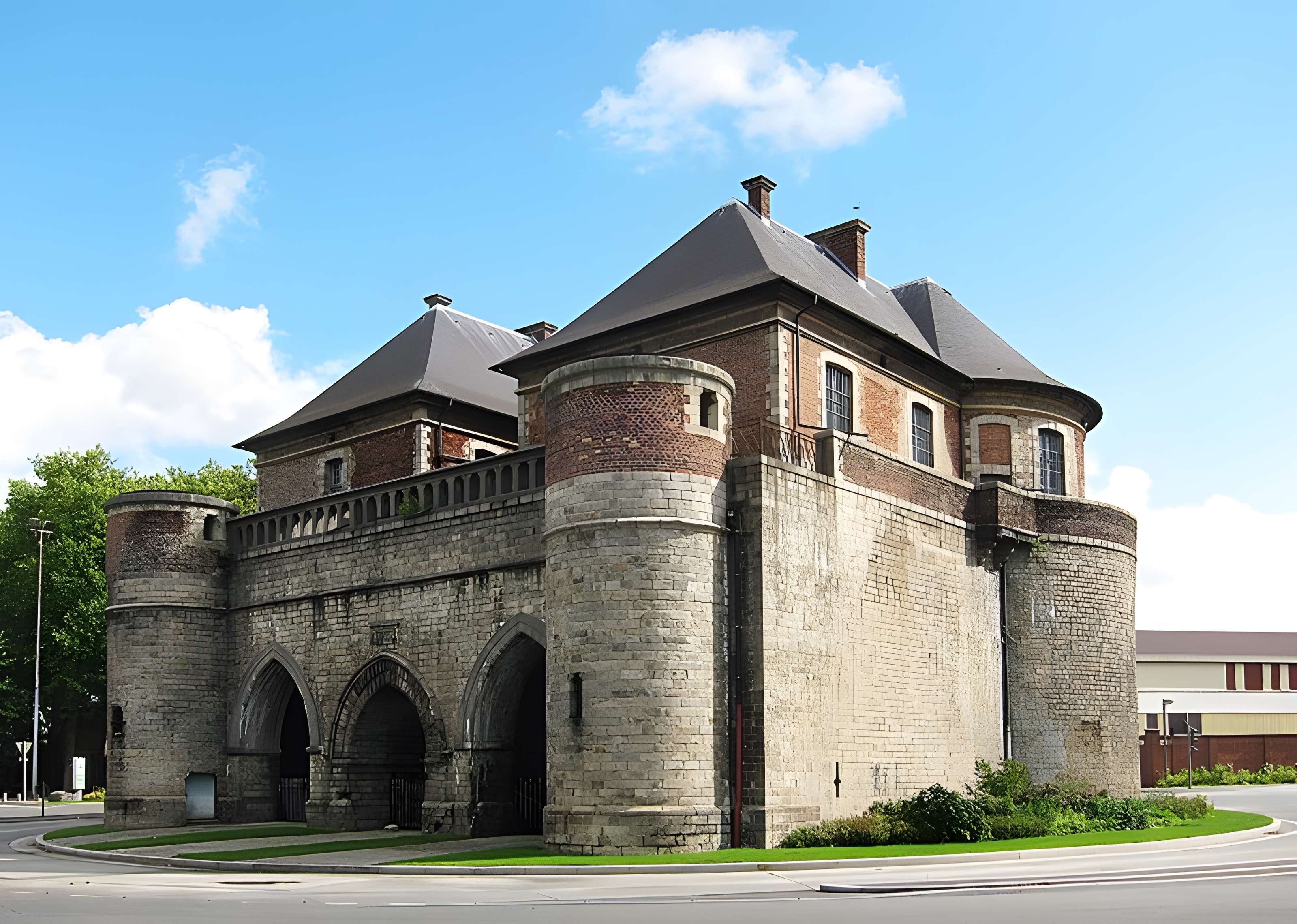 Porte de Valenciennes à Douai 