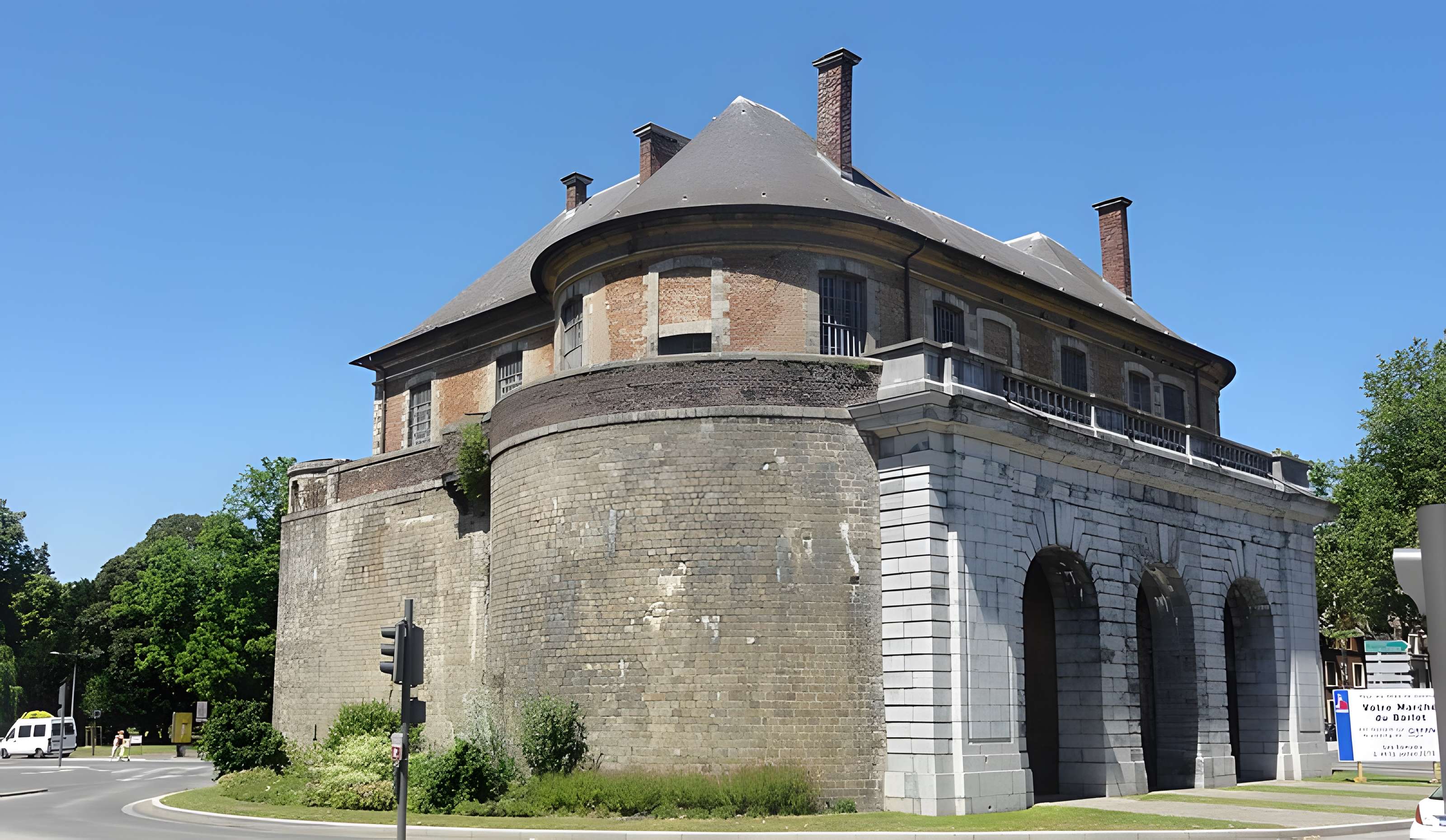 Porte de Valenciennes à Douai