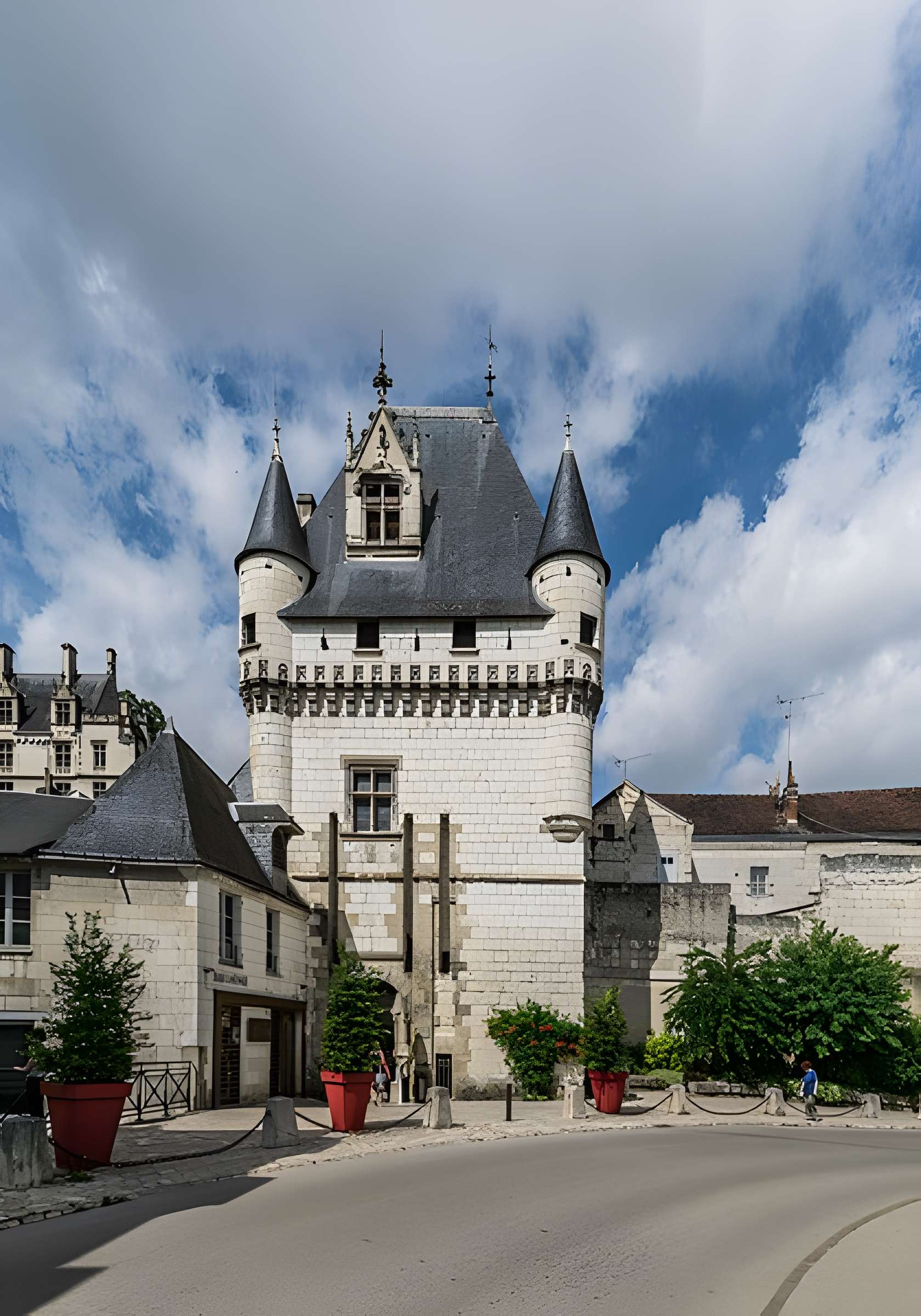 Porte des Cordeliers de Loches