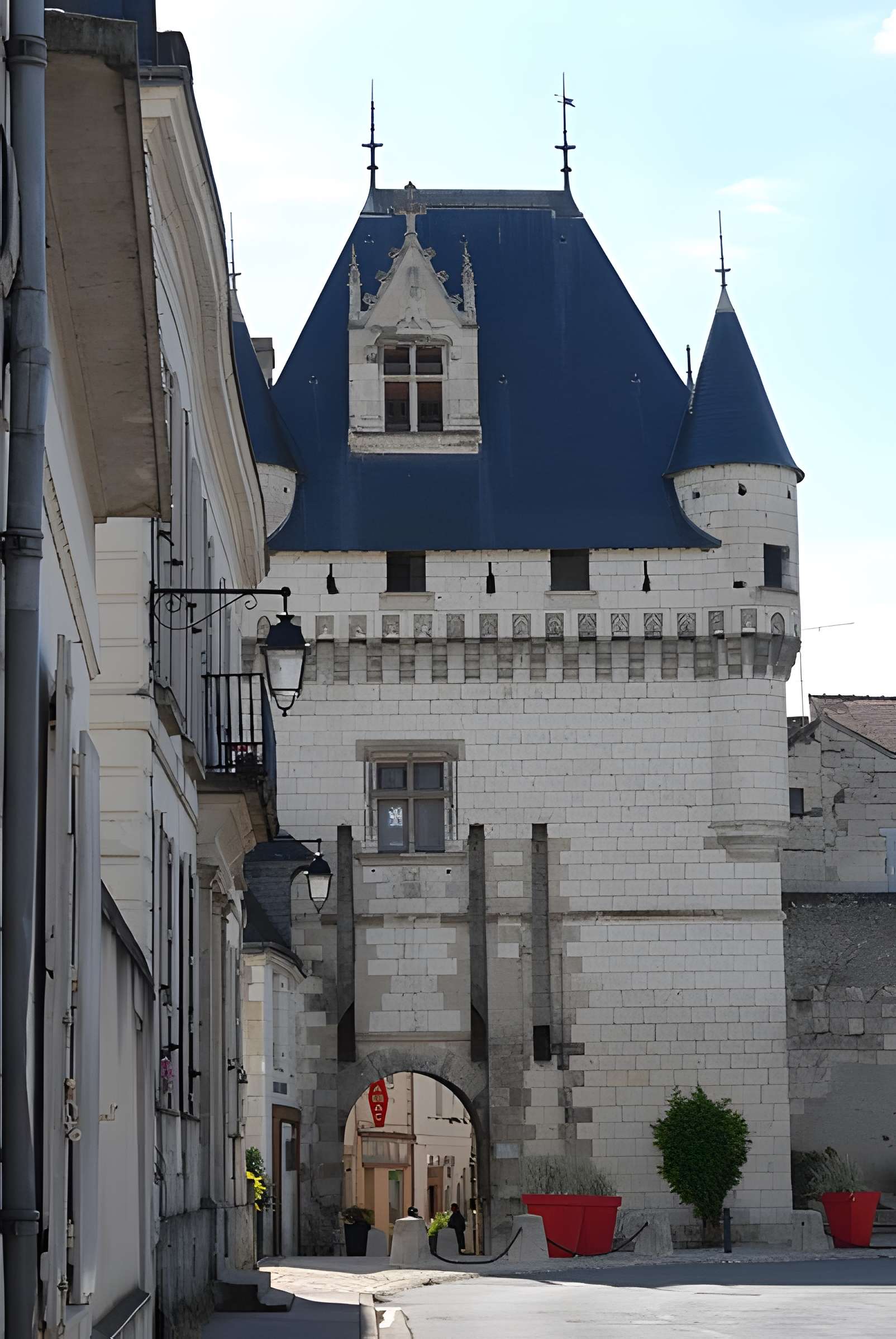 Porte des Cordeliers de Loches