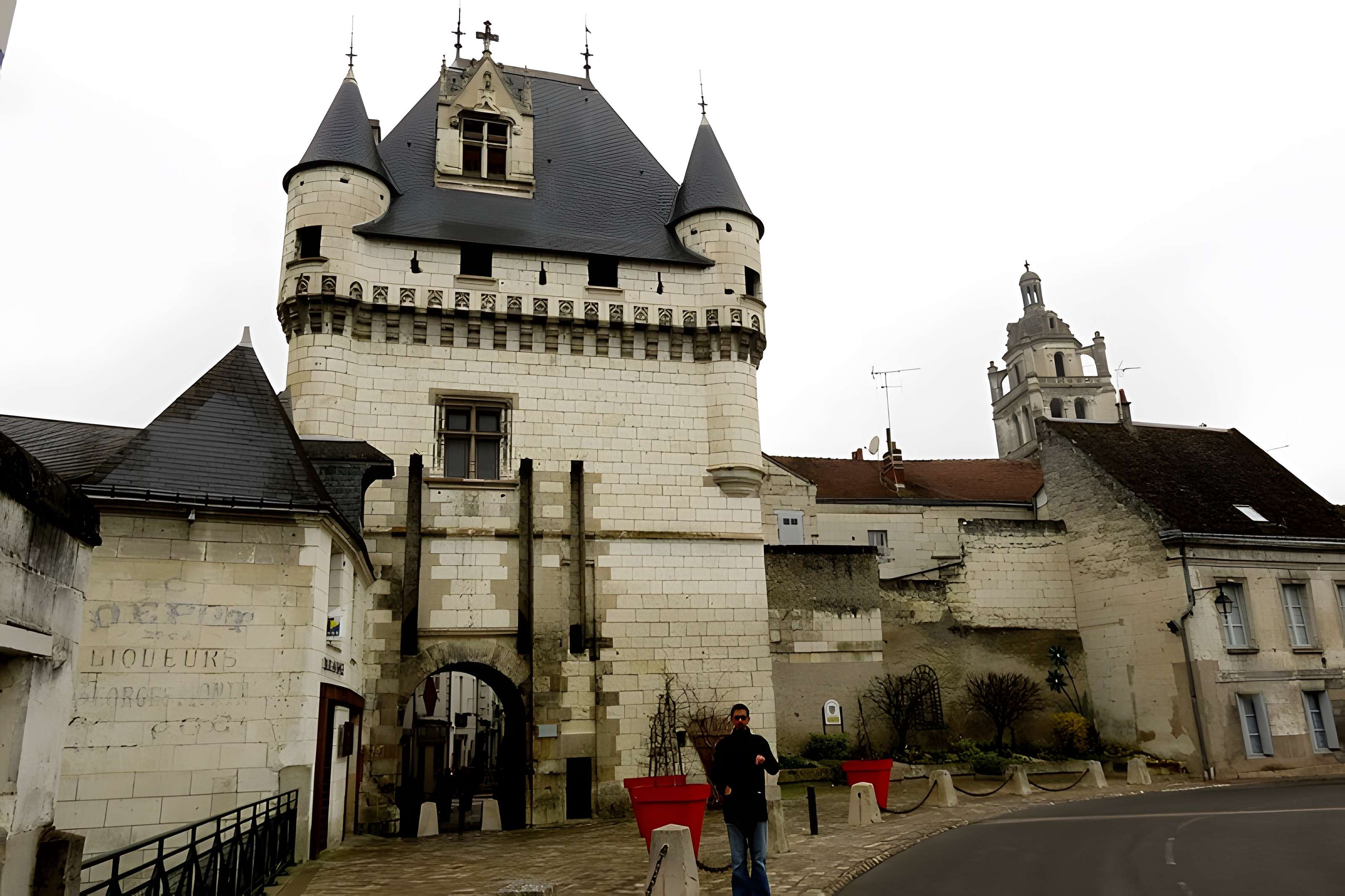 Porte des Cordeliers de Loches