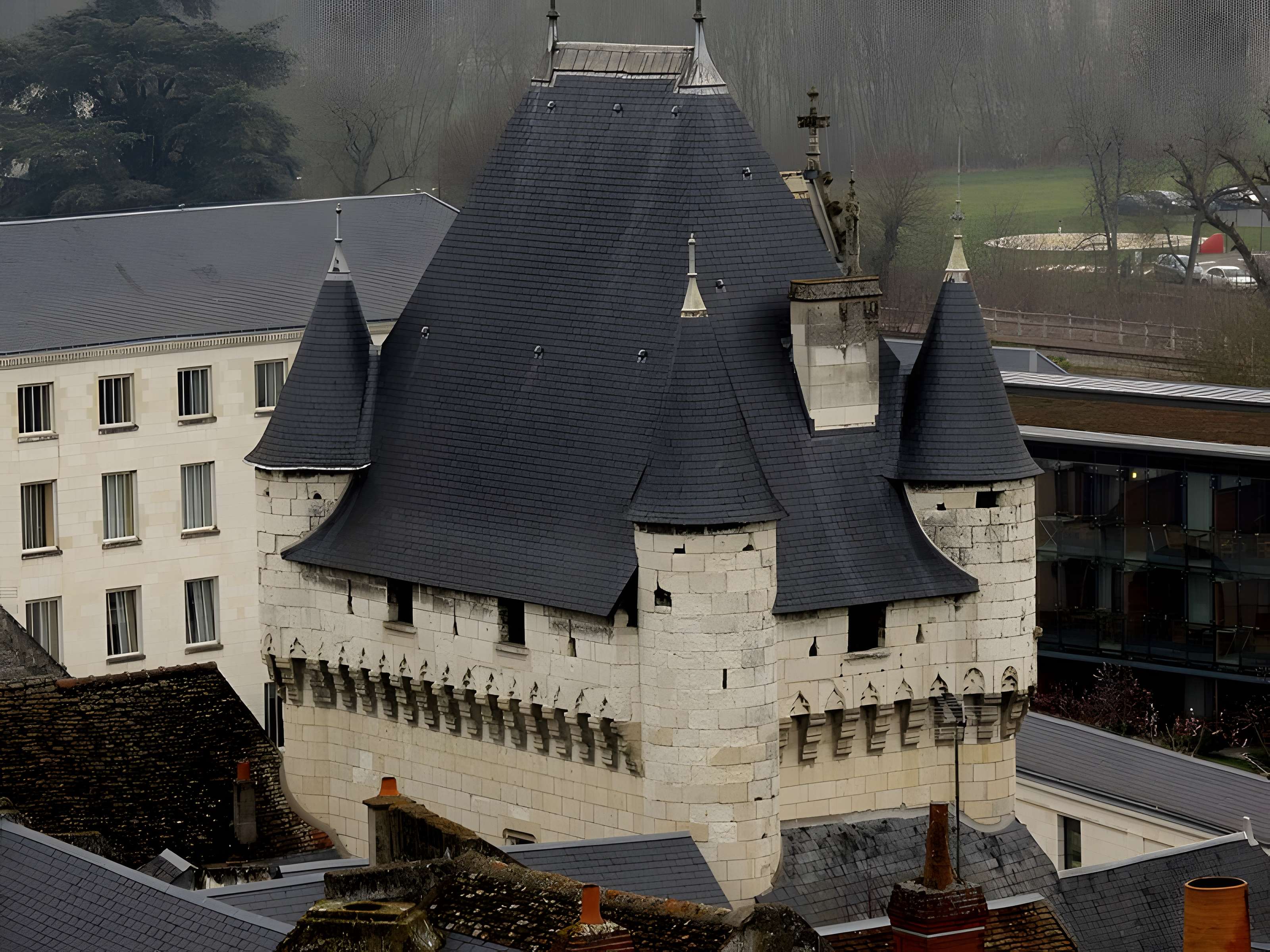 Porte des Cordeliers de Loches