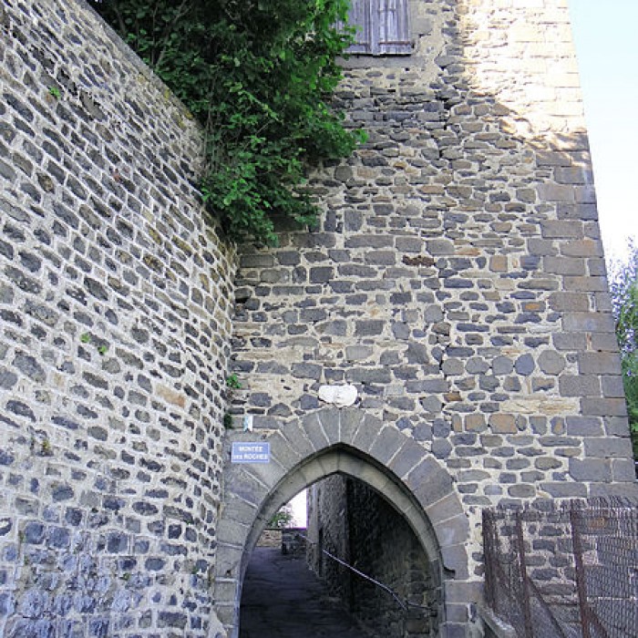 Photo de Porte des Roches de Saint-Flour