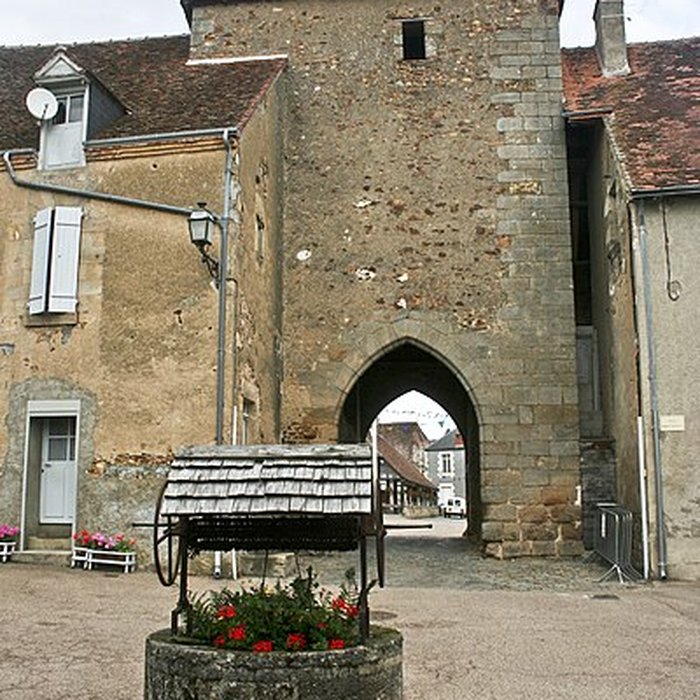 Photo de Porte du Marché de Sainte-Sévère-sur-Indre
