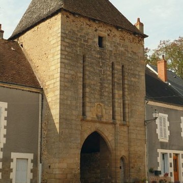 porte du marche de sainte severe sur indre