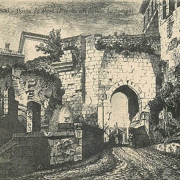 Porte du Port de Bourg