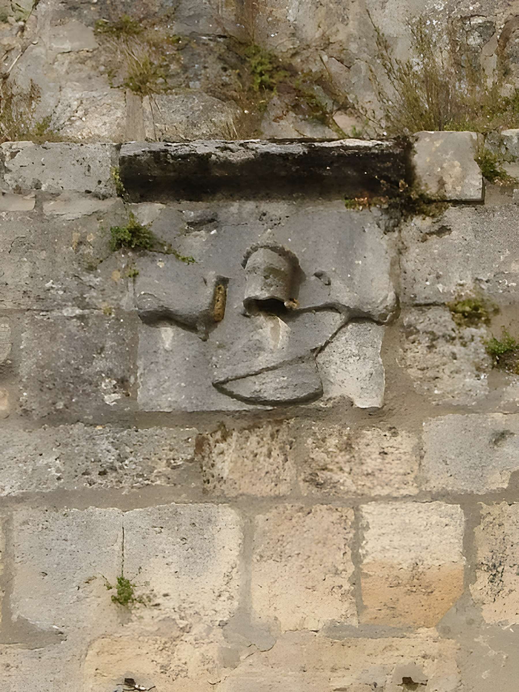 Porte du Port de Bourg