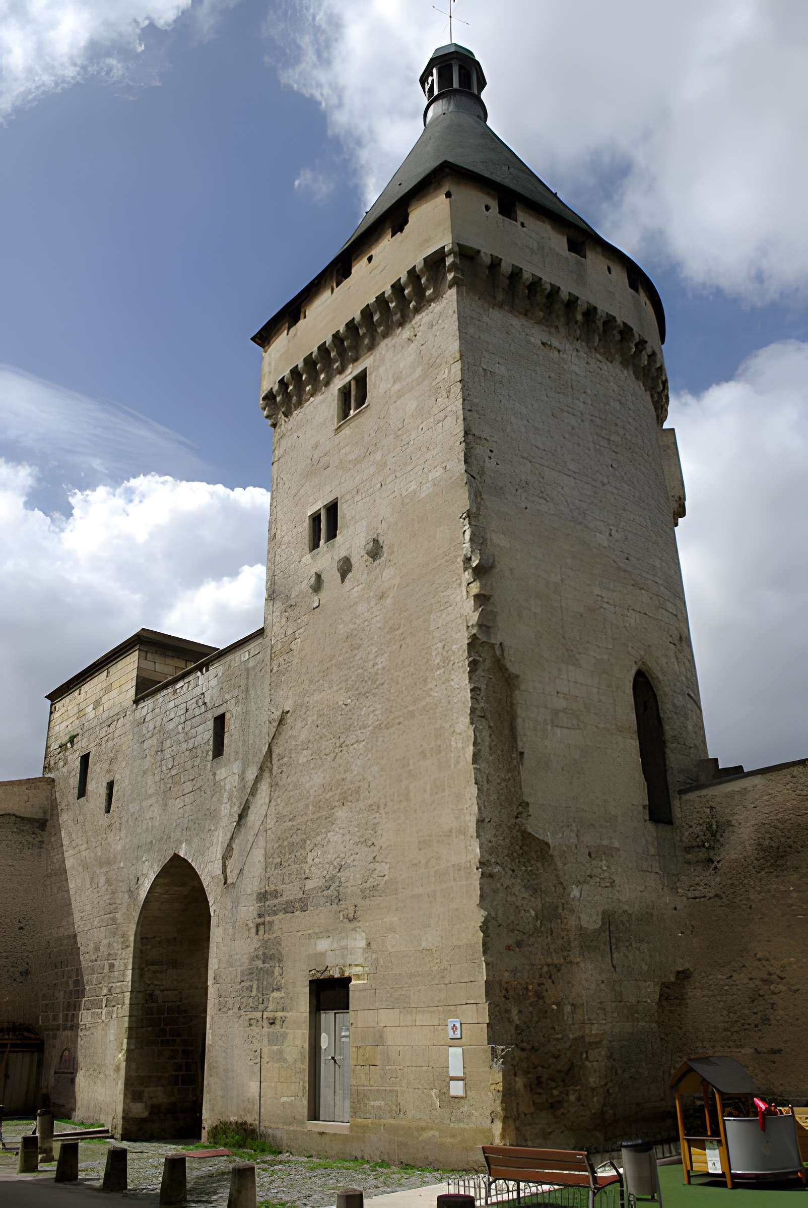 Porte du Port de Libourne