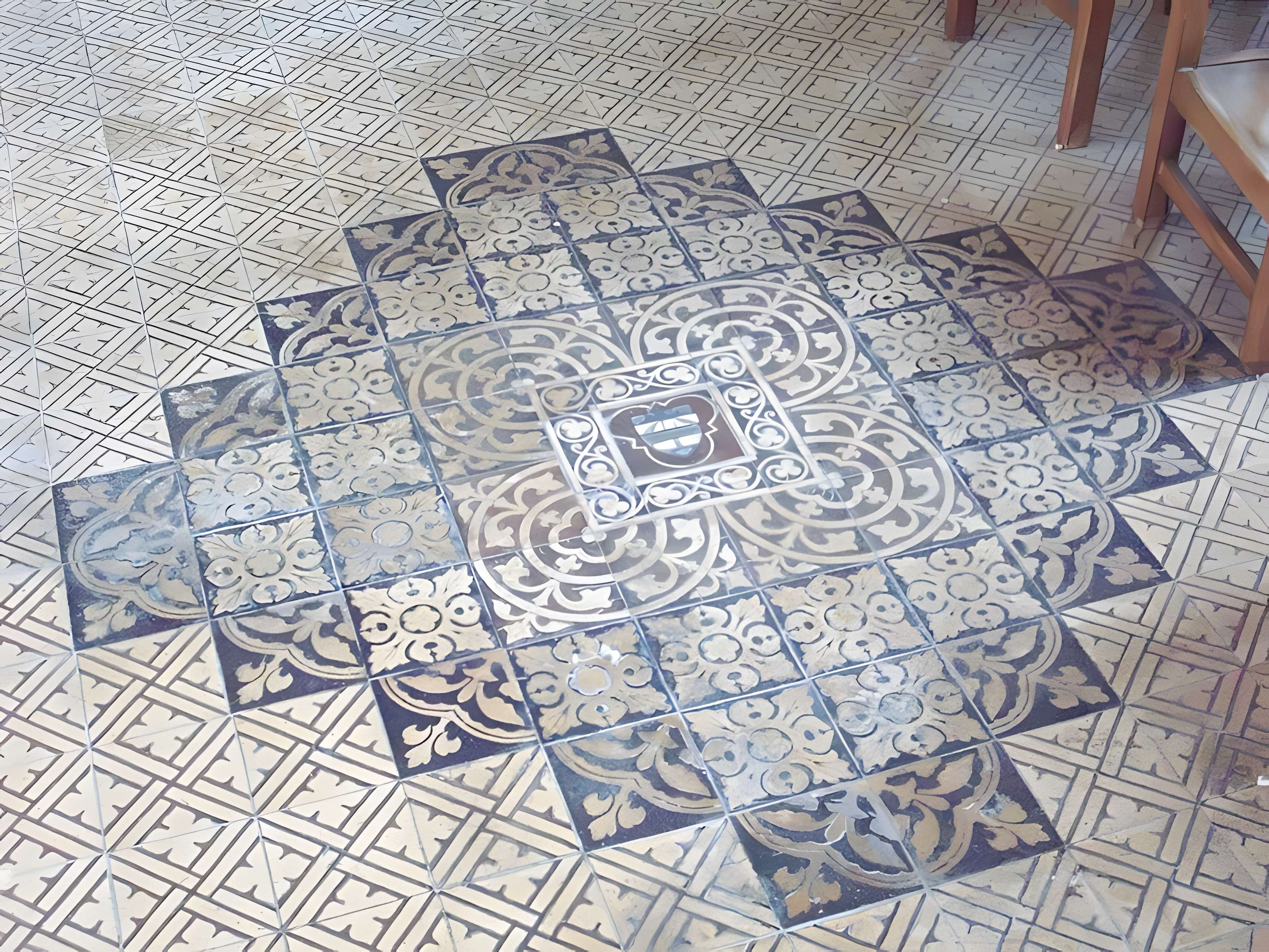 Collégiale Notre-Dame d'Écouis