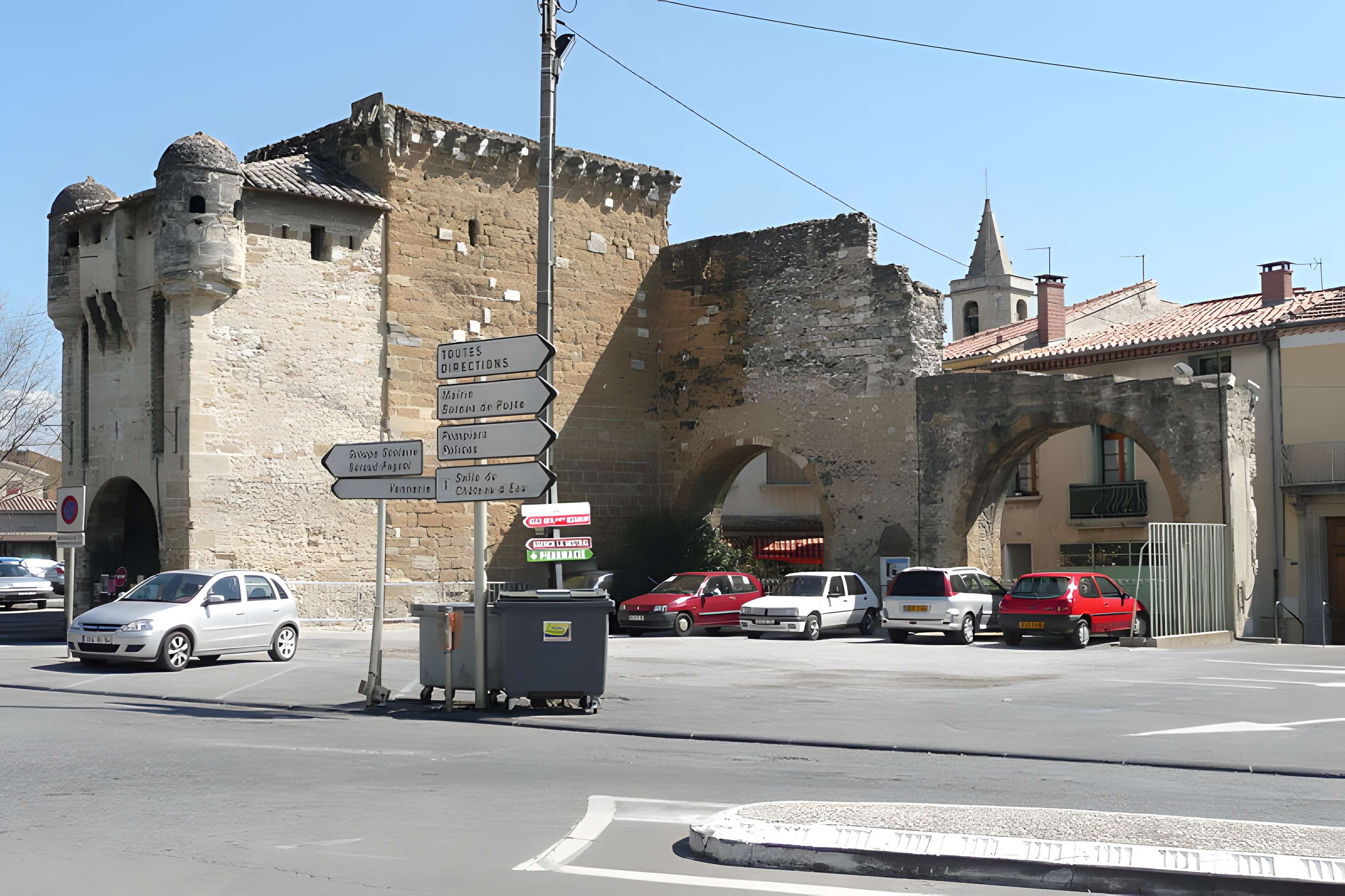 Porte Neuve de Monteux
