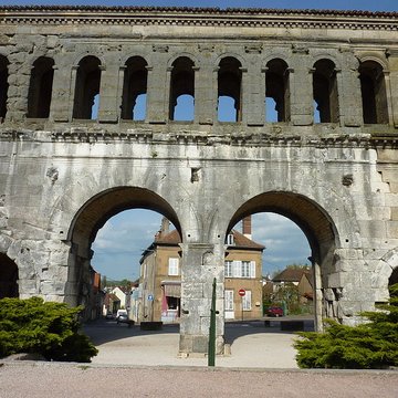 Porte Saint-André dAutun