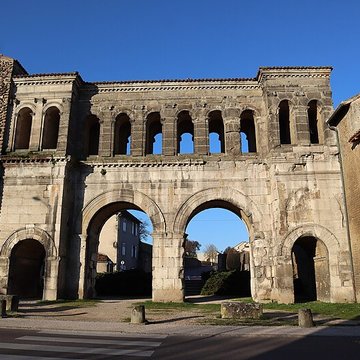 Porte Saint-André dAutun