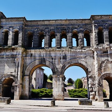Porte Saint-André dAutun