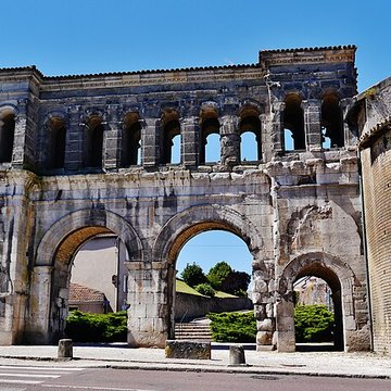 Porte Saint-André dAutun