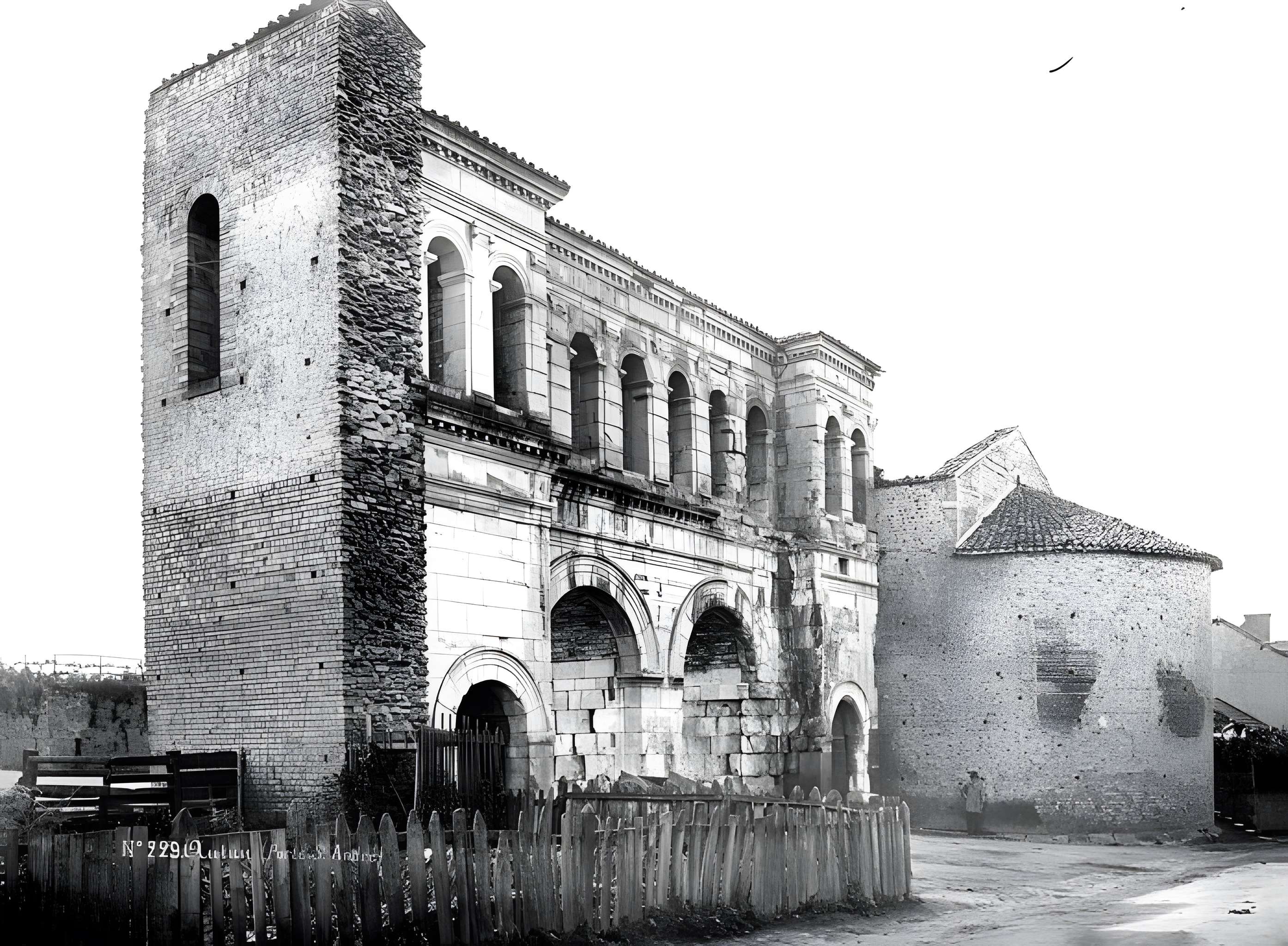 Porte Saint-André d'Autun