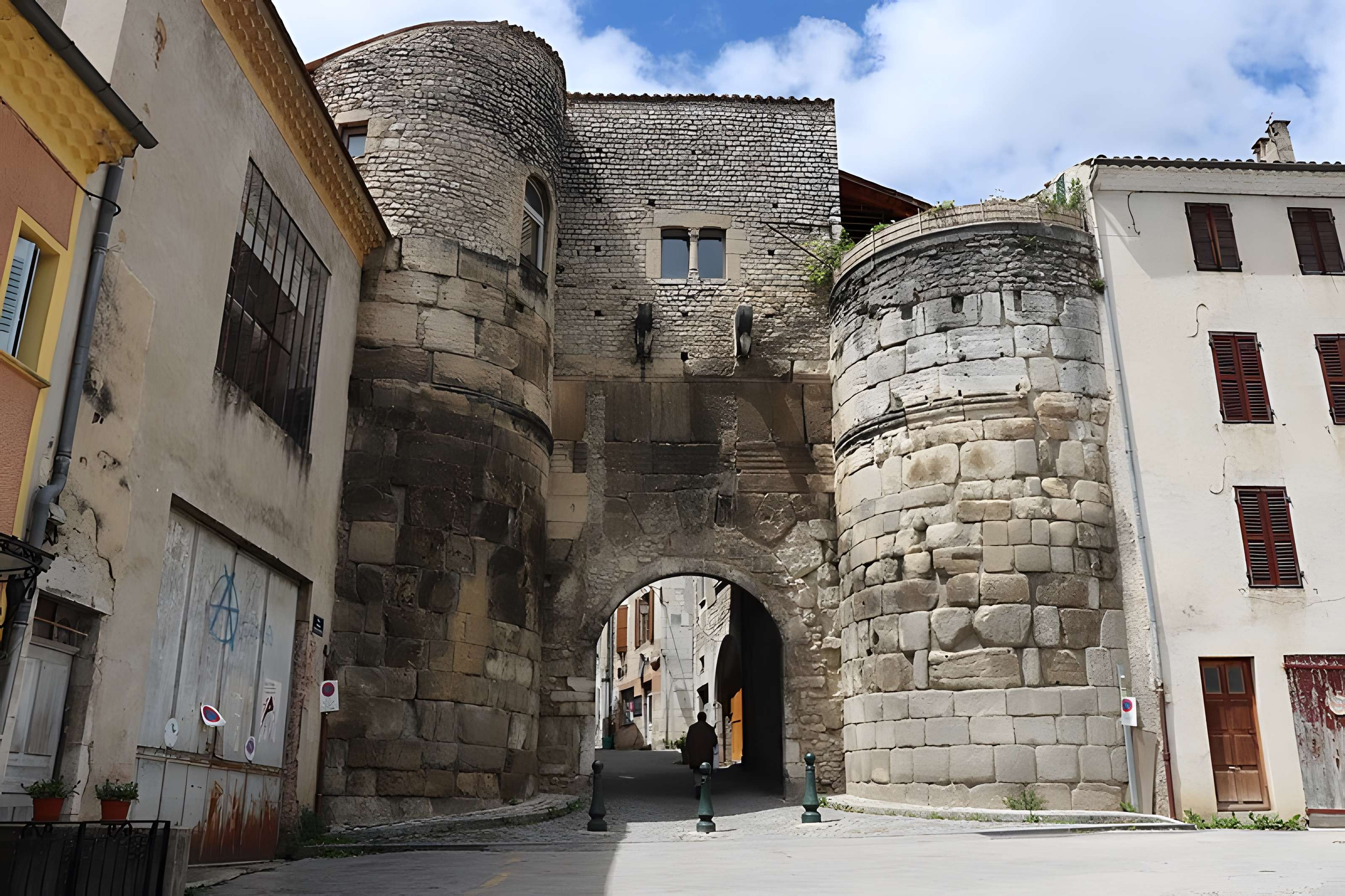 Porte Saint-Marcel de Die