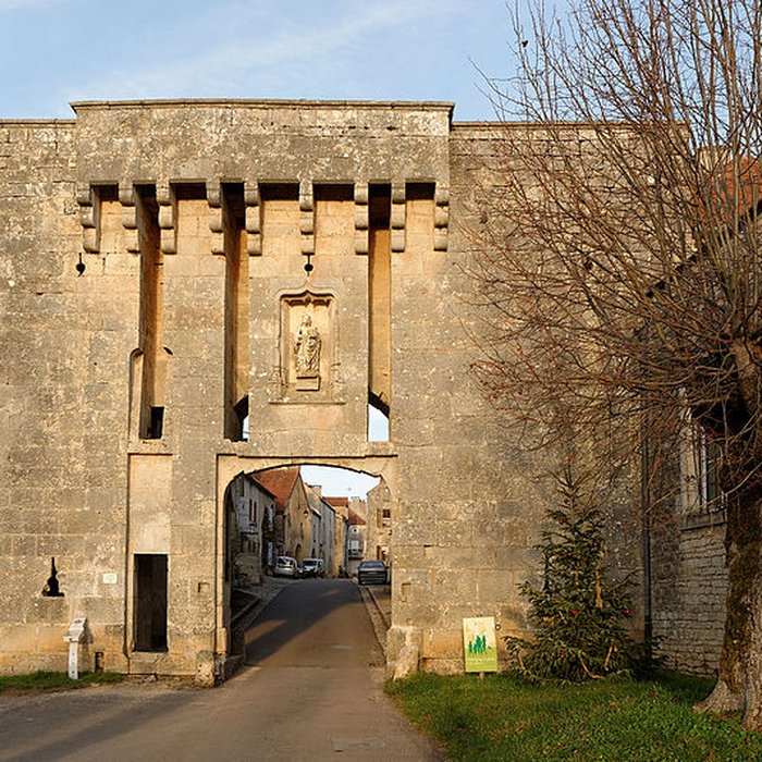 Photo de Portes de ville de Flavigny-sur-Ozerain