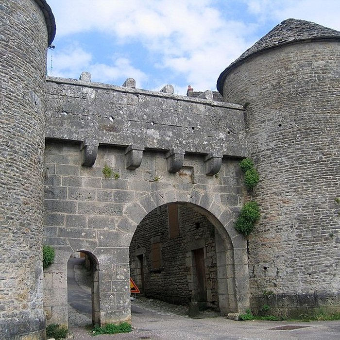 Photo de Portes de ville de Flavigny-sur-Ozerain