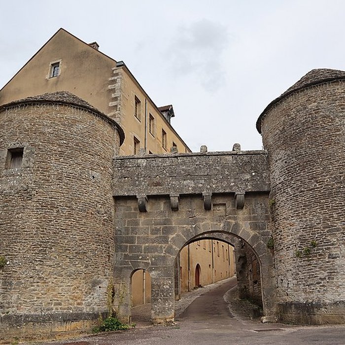 Photo de Portes de ville de Flavigny-sur-Ozerain