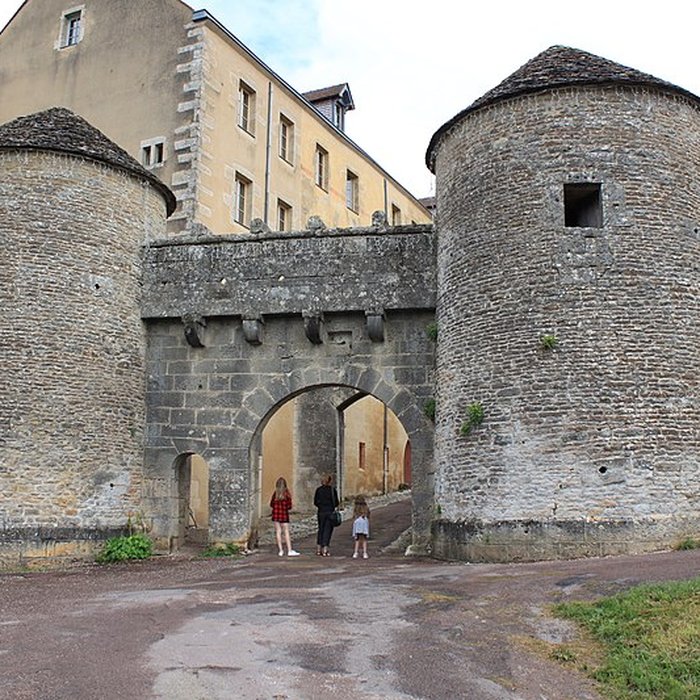 Photo de Portes de ville de Flavigny-sur-Ozerain