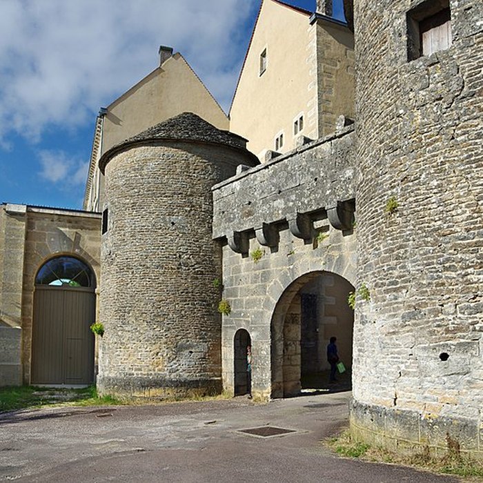 Photo de Portes de ville de Flavigny-sur-Ozerain